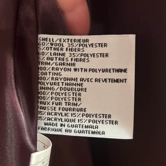 Faux fur coat. - Picture 9 of 9